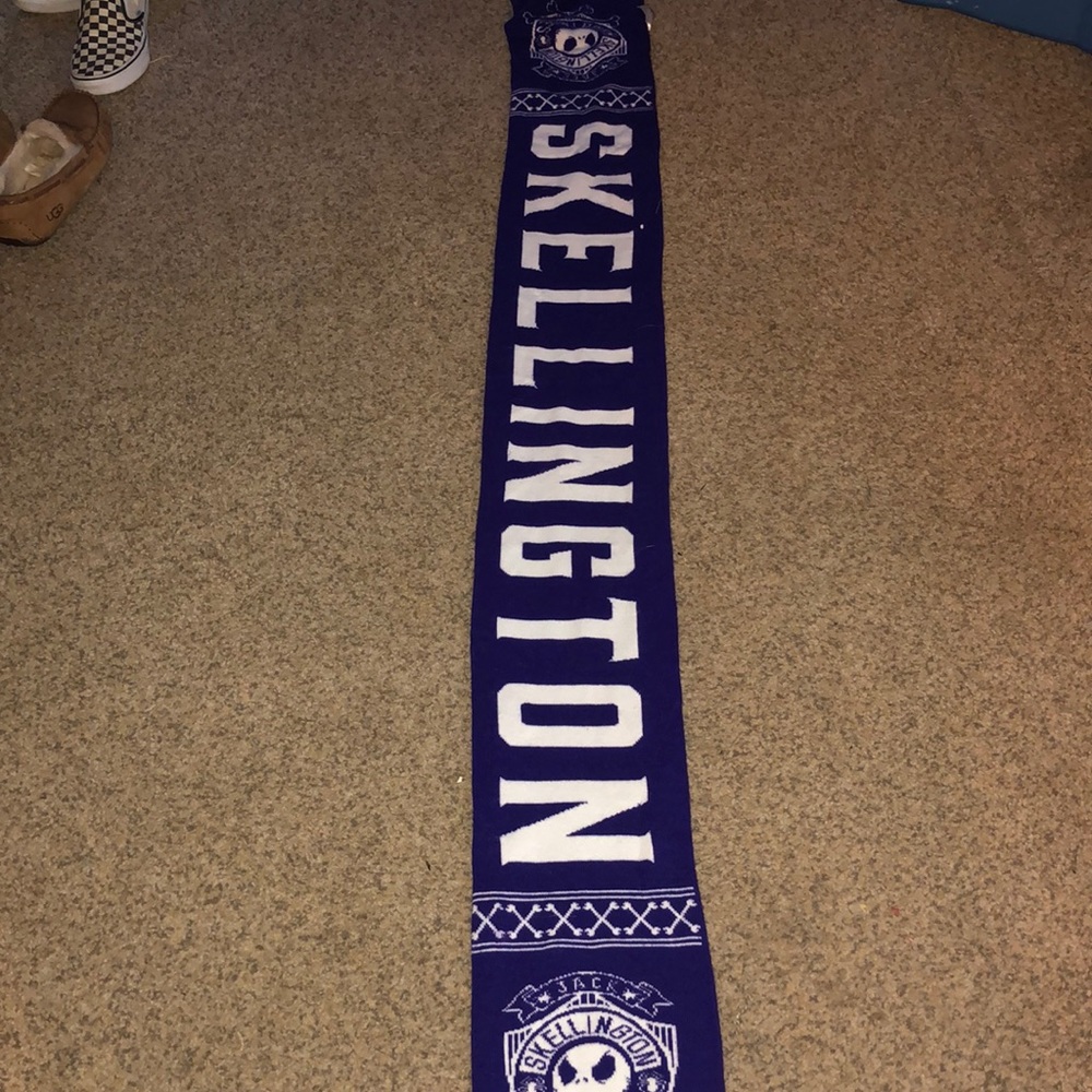 clean out Disney night before christmas scarf